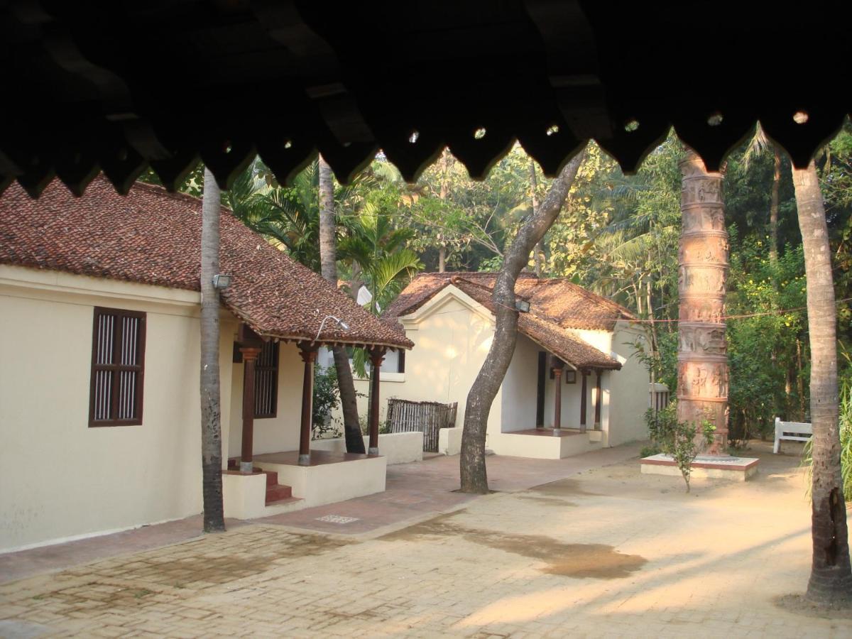 Indeco Hotels Swamimalai Kumbakonam Exterior photo